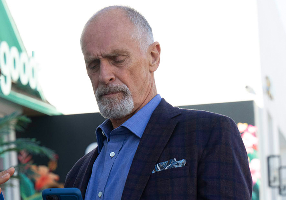 キャサリン・ウォーターストン／メレディス